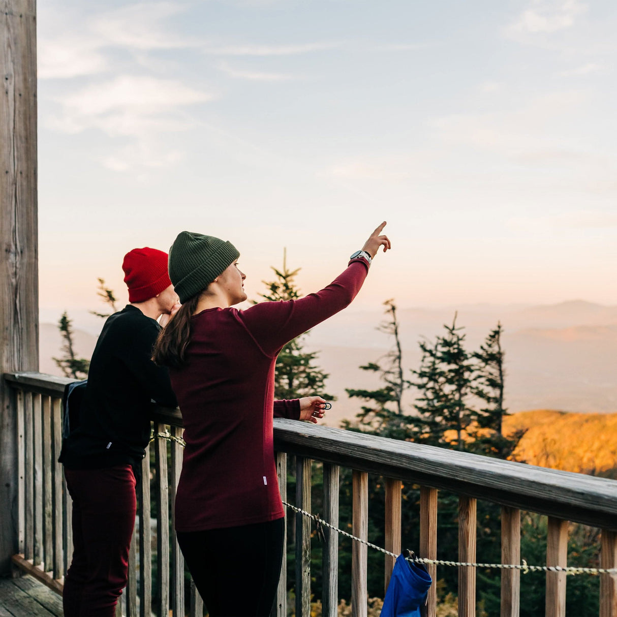 Midweight Women's Wool Crew Top - 100% Merino Wool