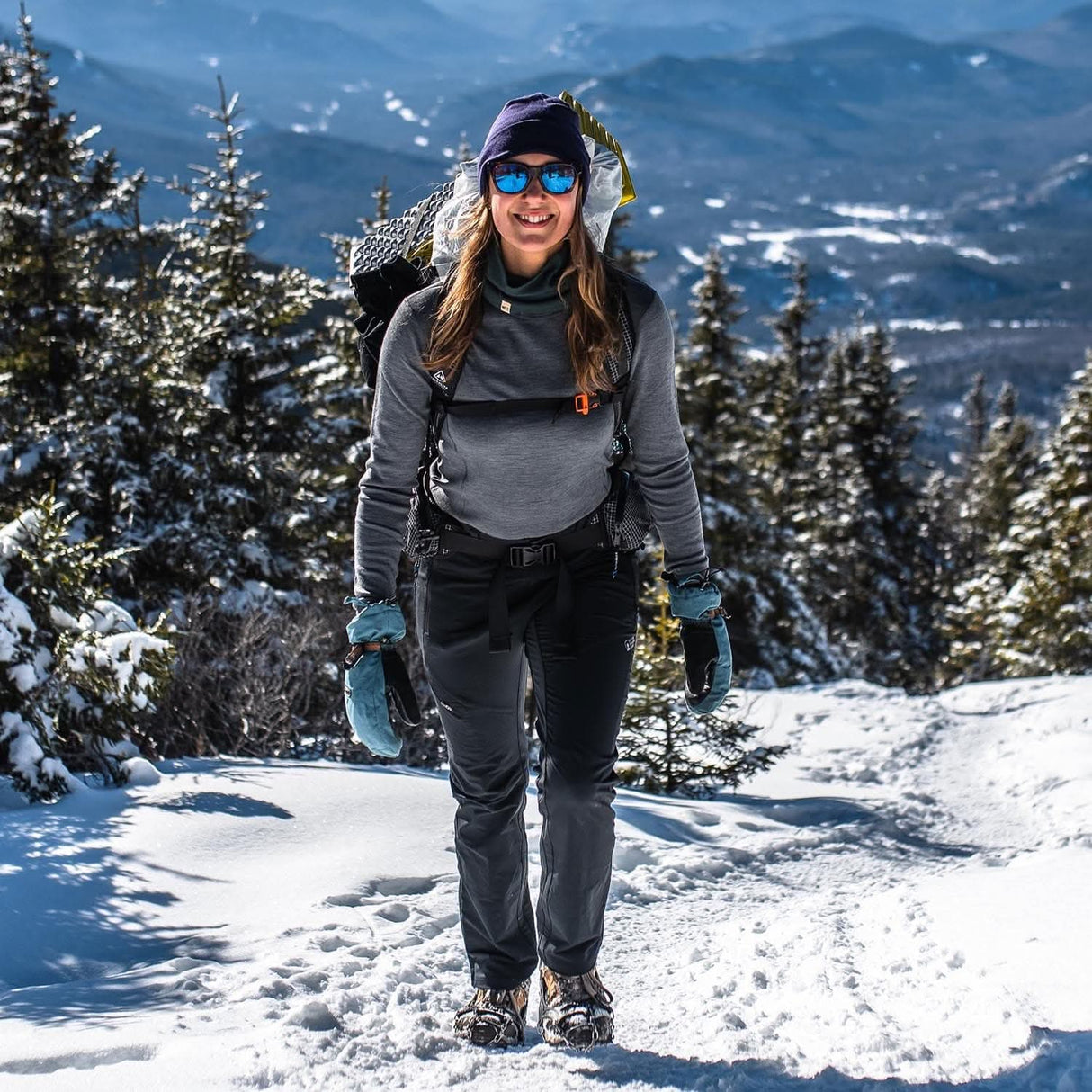 Midweight Women's Wool Crew Top - 100% Merino Wool