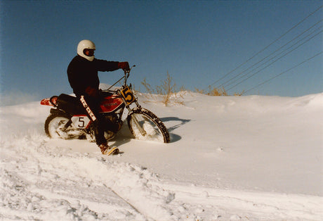 How to Stay Cozy in the Cold: Your Guide to Winter Motorcycling Apparel