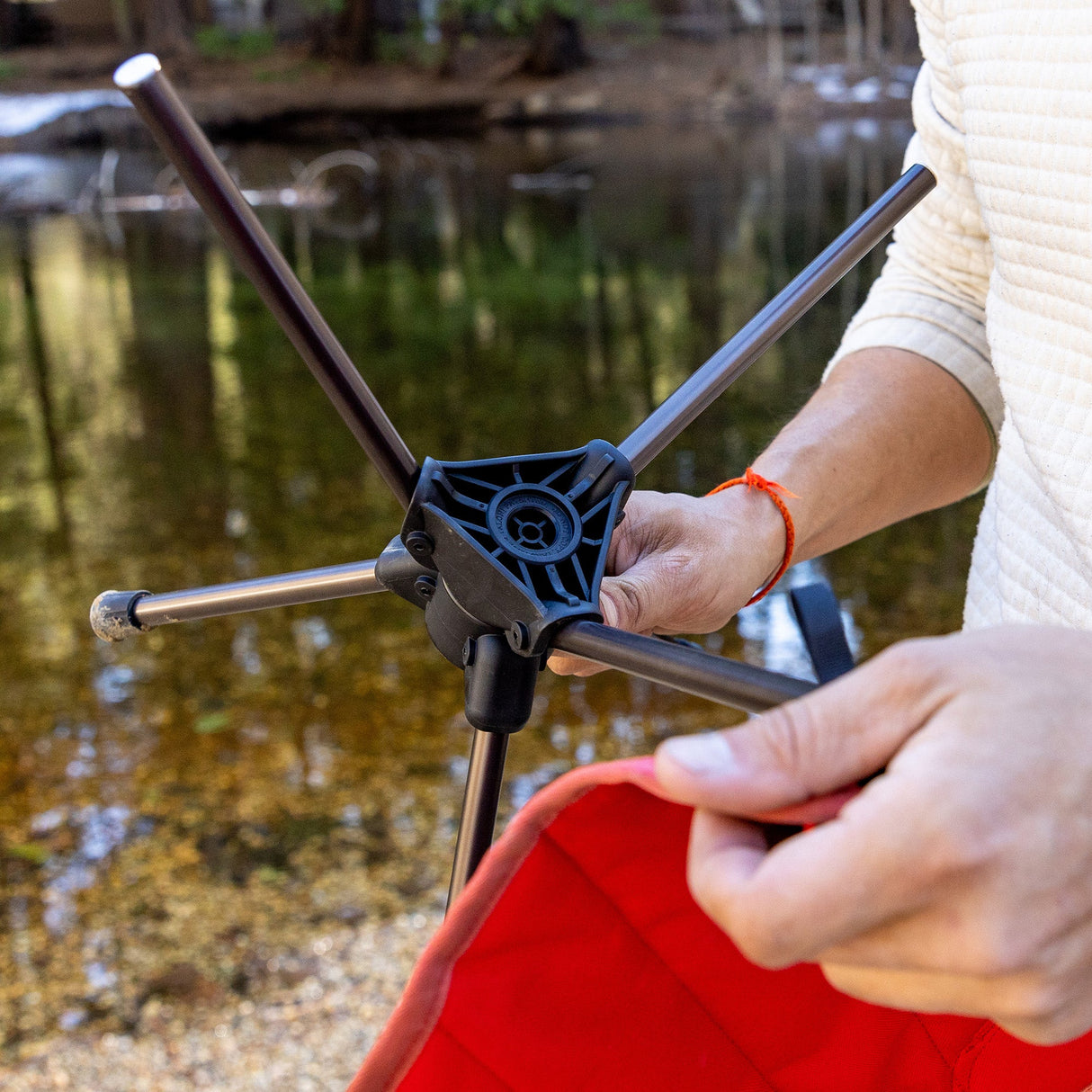 Compass 360° Swivel Stool