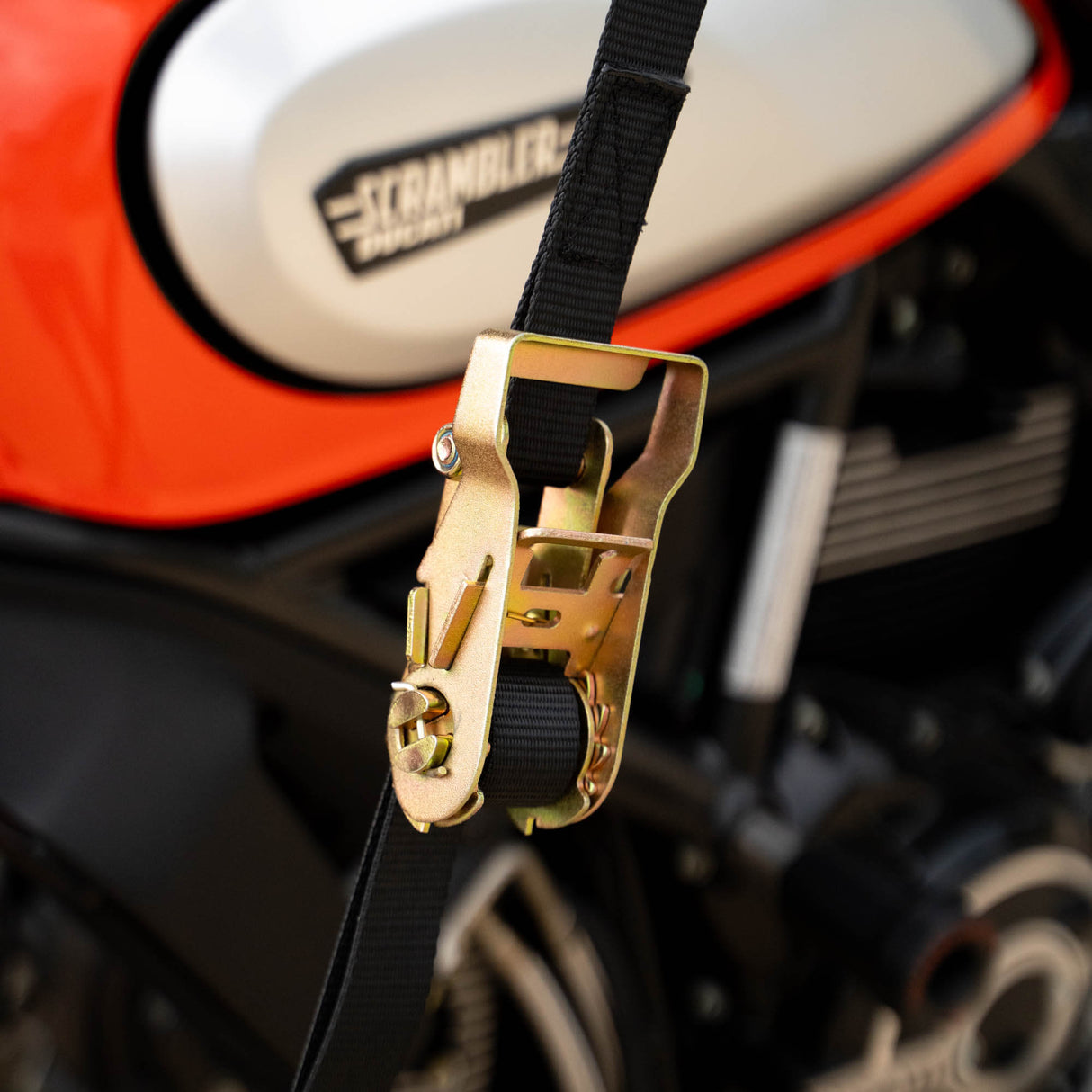 MotoTote | HandleCuff Ratcheting Tie Downs