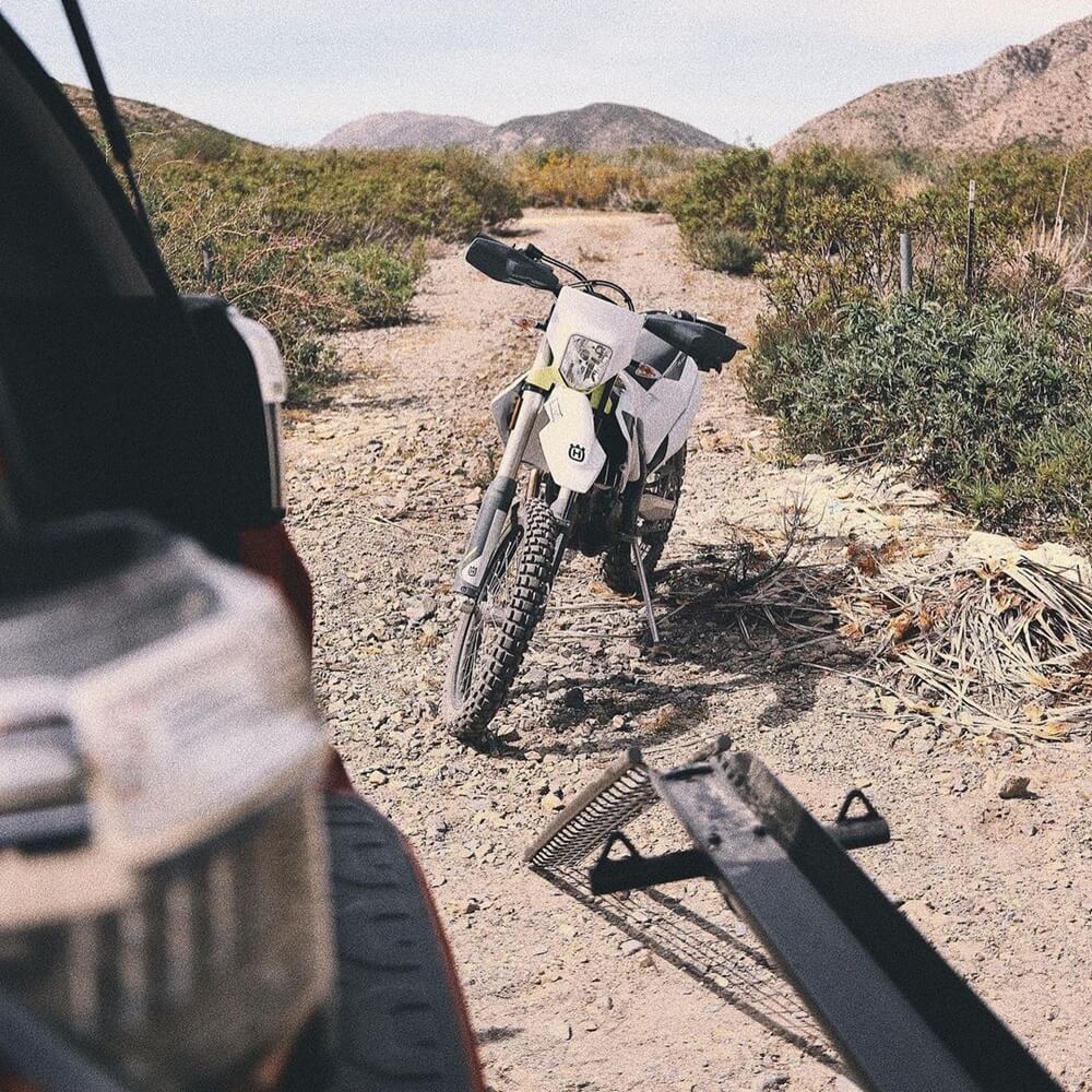 MotoTote | m3 Motorcycle Hitch Carrier