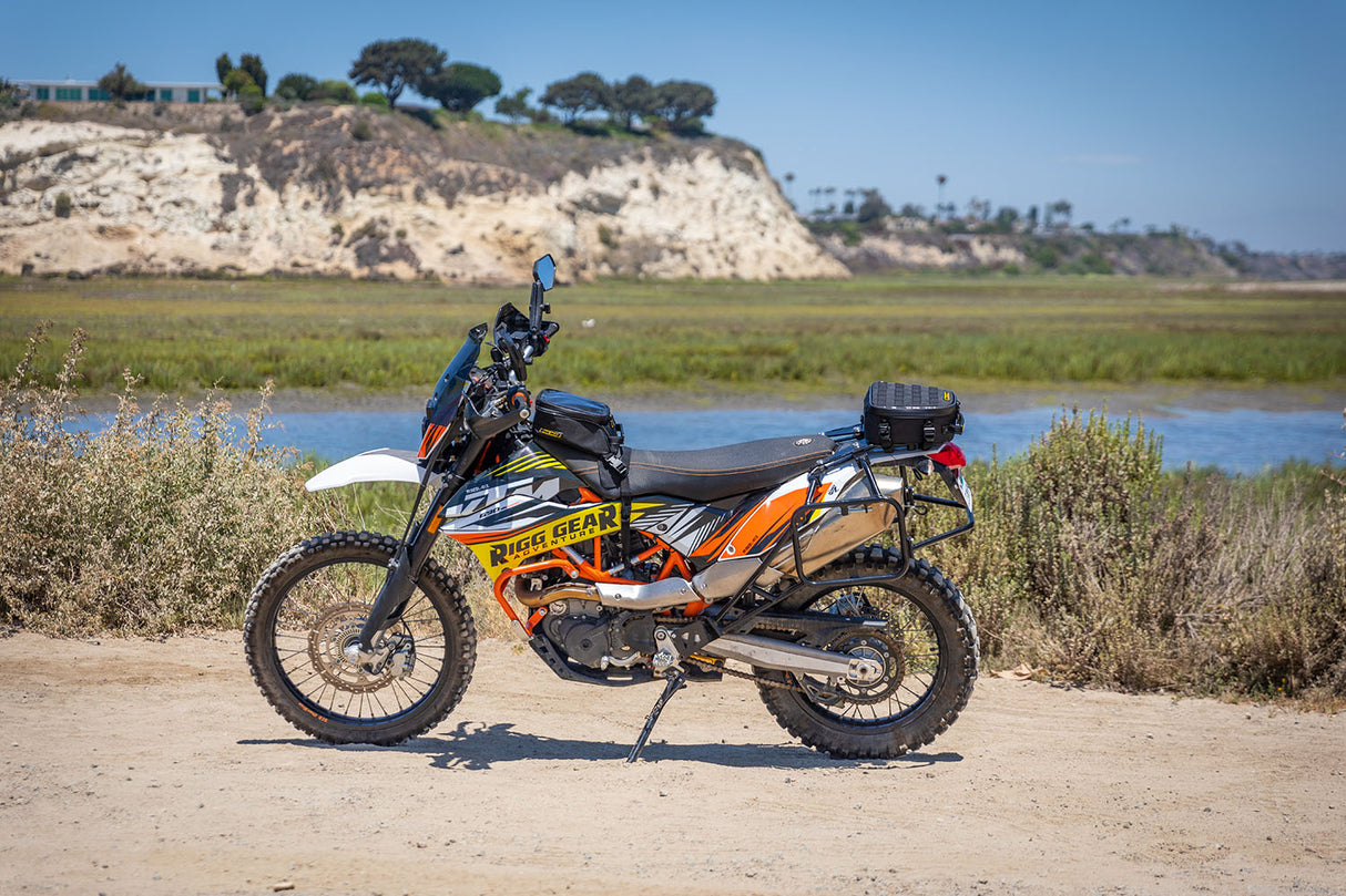 Nelson-Rigg | Trails End Lite Tail Bag