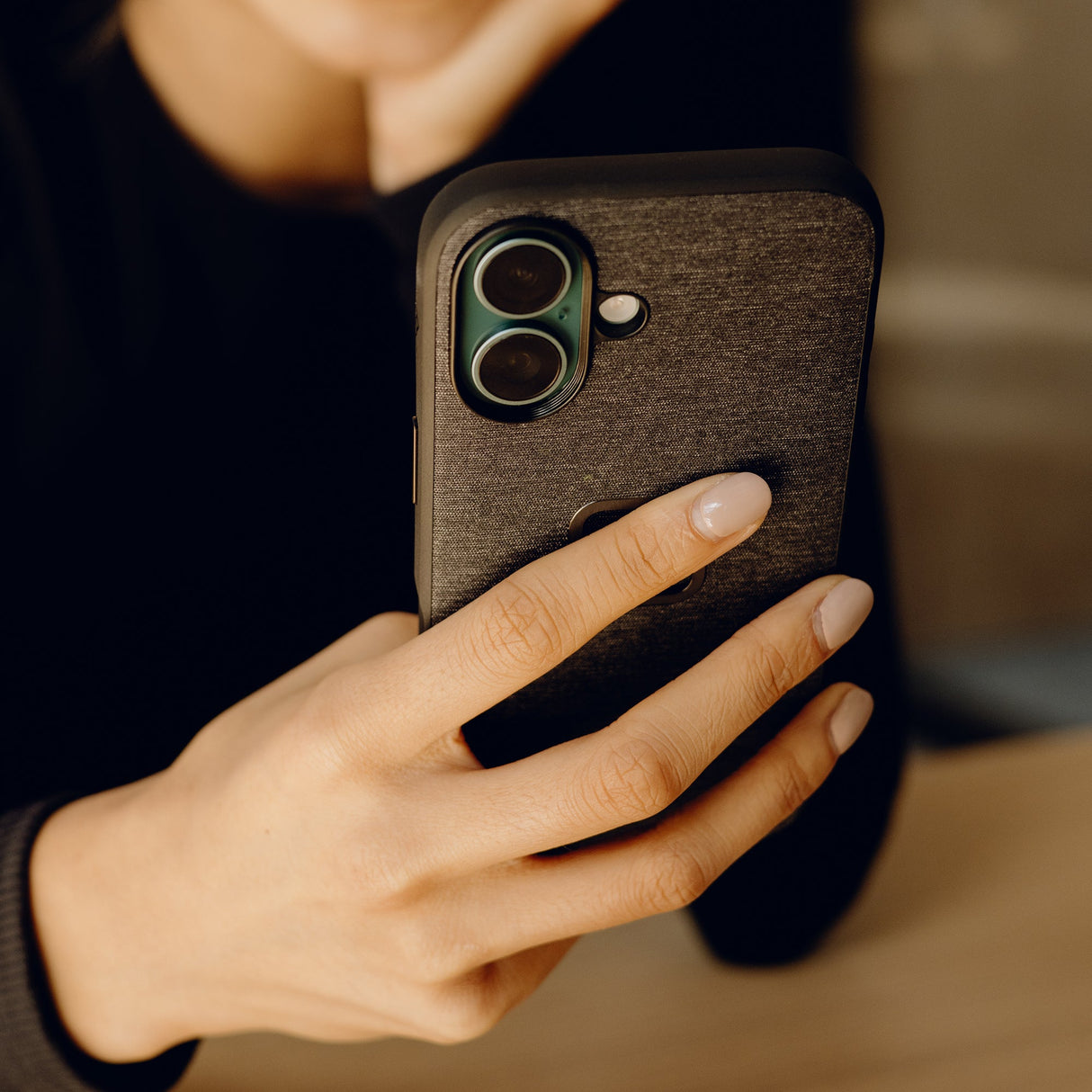 Everyday Case | iPhone 16 Charcoal