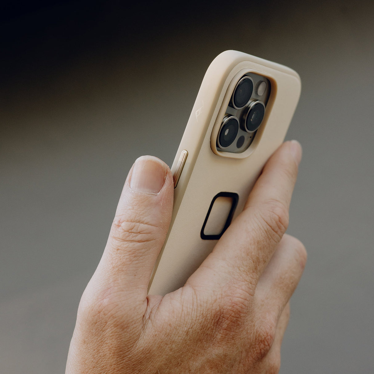 Everyday Clarino Case | iPhone 16 Pro Max Bone